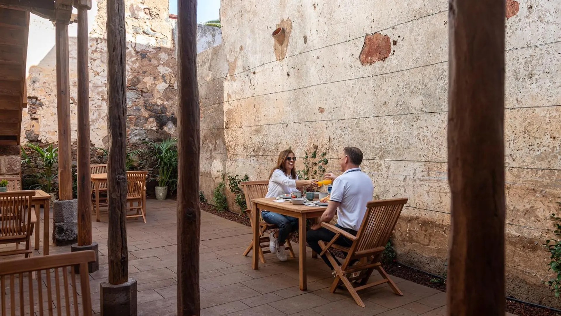 فندق La Casa De La Camelia لا لاغونا
