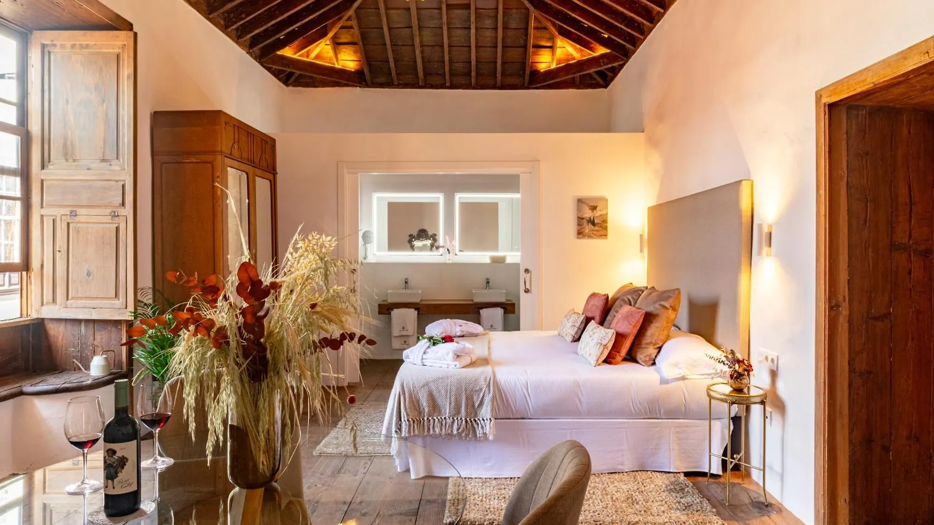 فندق La Casa De La Camelia لا لاغونا
